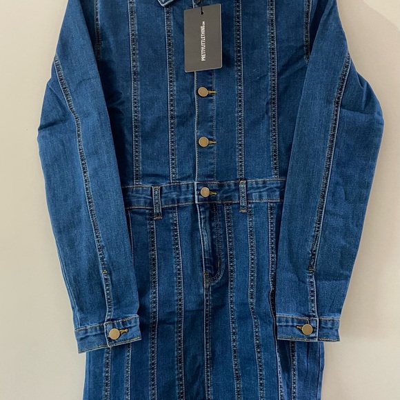 PrettyLittleThing Blue Denim Mini Dress - Picture 4 of 6
